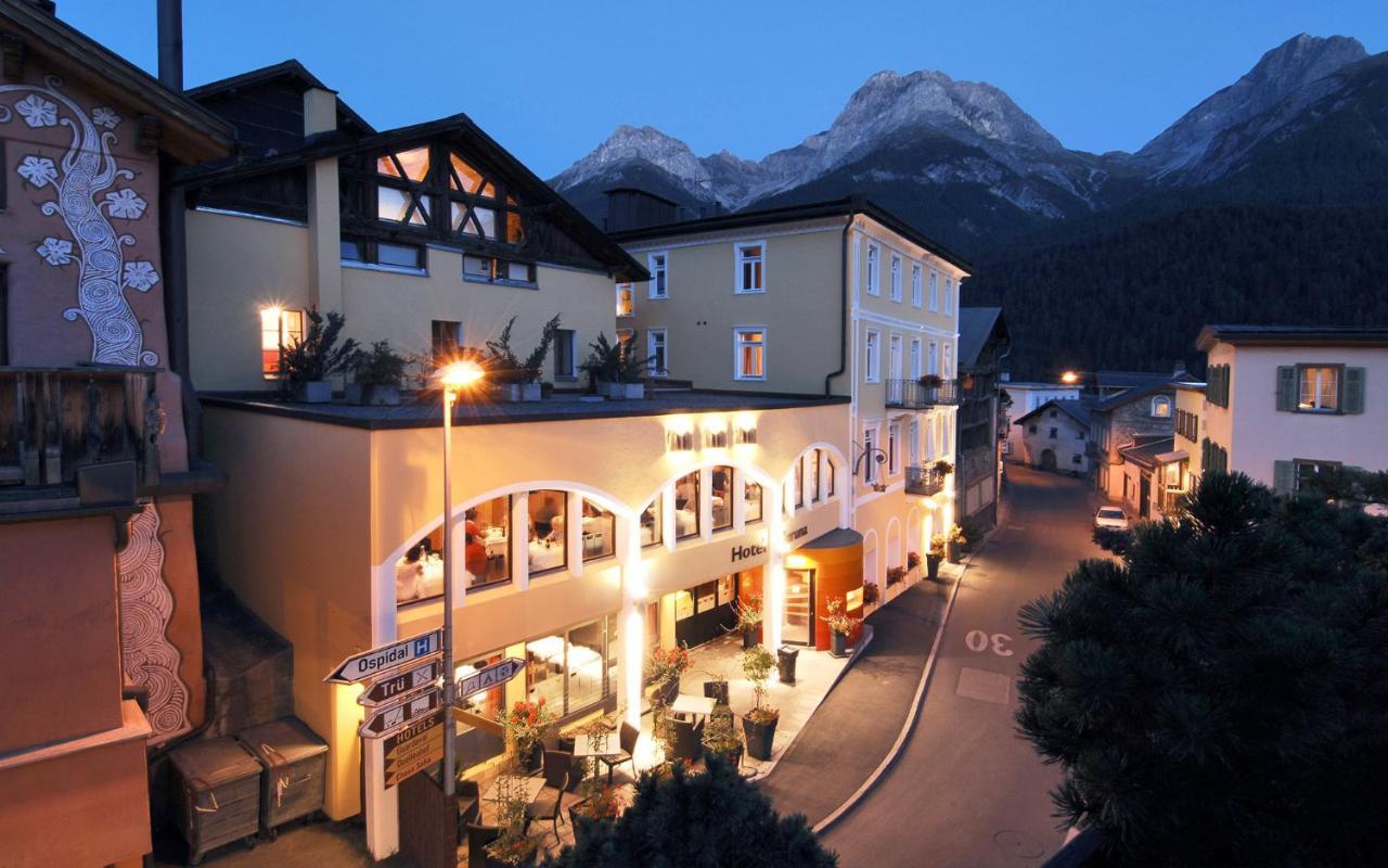 Curuna Hotel-Garni B&B Scuol Exterior foto