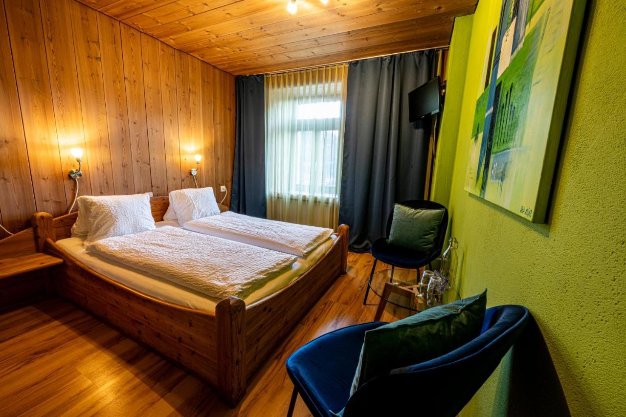 Curuna Hotel-Garni B&B Scuol Exterior foto
