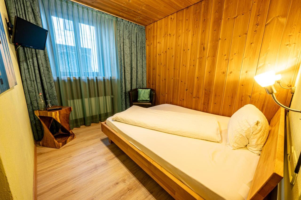 Curuna Hotel-Garni B&B Scuol Exterior foto