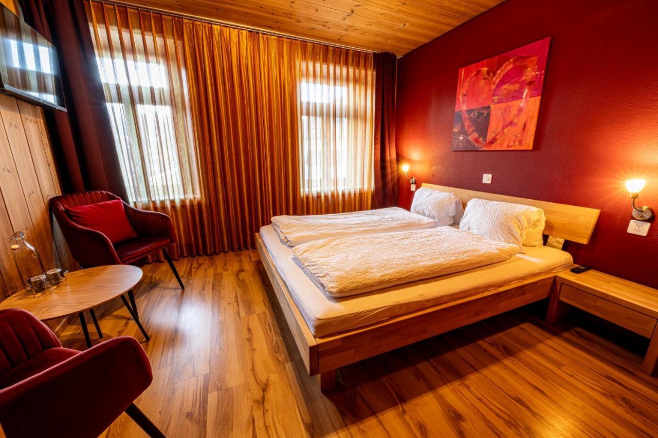 Curuna Hotel-Garni B&B Scuol Exterior foto